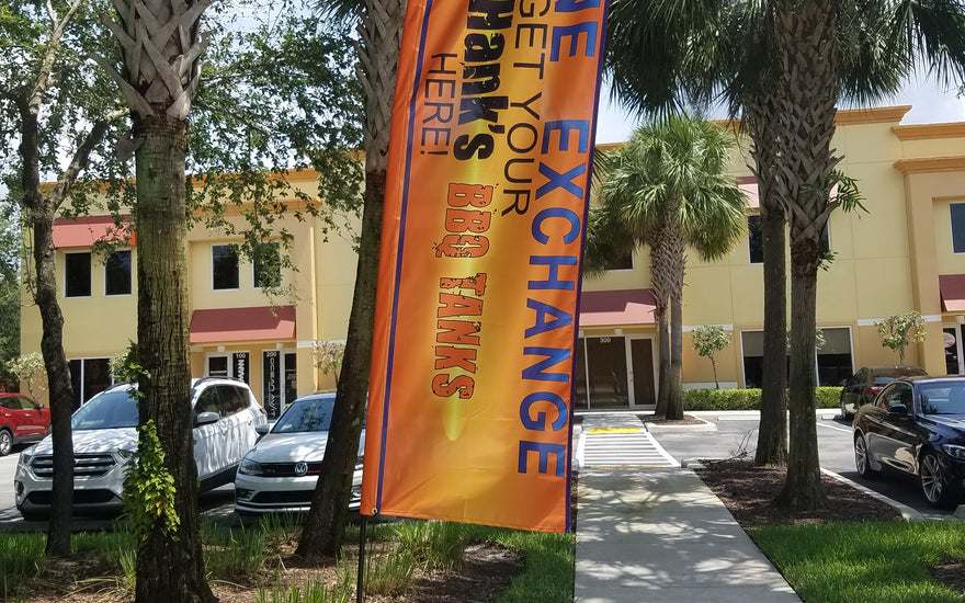 Feather Banner Flags For Your Business: Why They’re The Perfect Advertising Tool